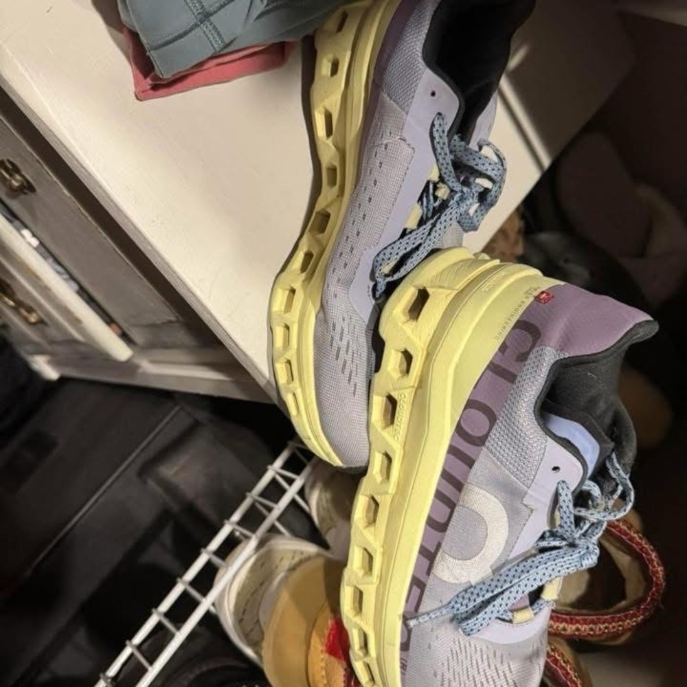 On Running Cloudstratus Shoes - Lavender and Lemon